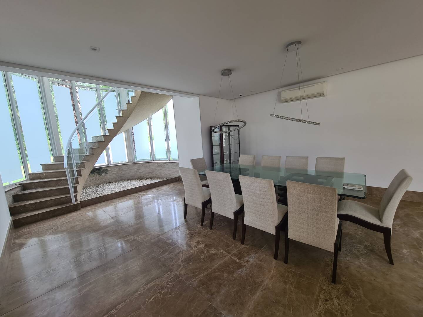 Casa de Condomínio à venda e aluguel com 5 quartos, 1000m² - Foto 8