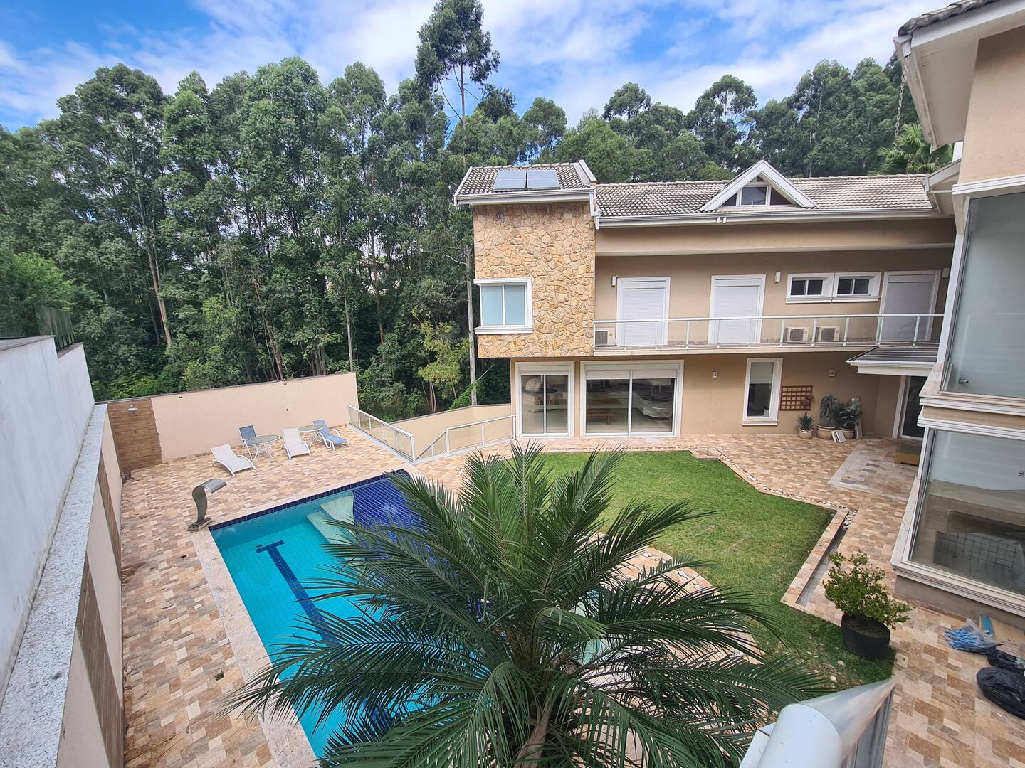 Casa de Condomínio à venda e aluguel com 5 quartos, 1000m² - Foto 2