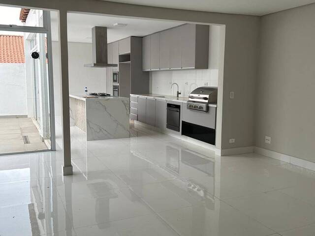 #3555 - Casa em condomínio para Locação em Santana de Parnaíba - SP - 2