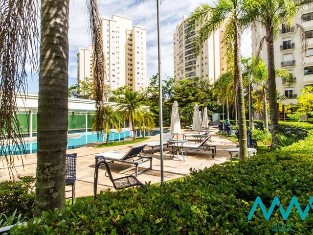 Apartamento para Venda em Santana de Parnaíba - 4