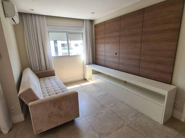 Apartamento para Venda em Santana de Parnaíba - 4