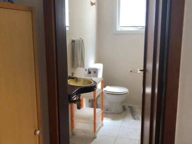 #1678 - Casa em condomínio para Venda em Santana de Parnaíba - SP