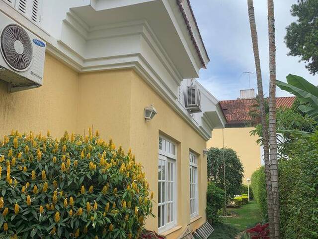 #2084 - Casa em condomínio para Venda em Barueri - SP