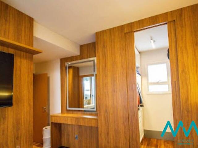 Apartamento para Venda em Santana de Parnaíba - 5