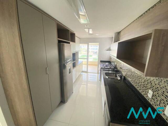 Apartamento para Venda em Santana de Parnaíba - 4