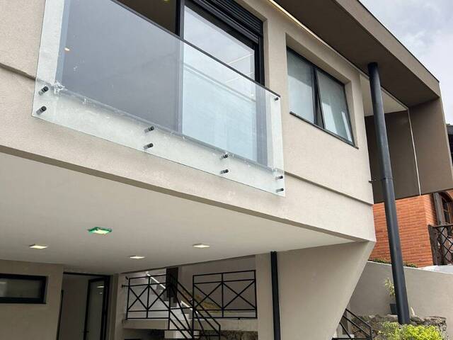 #3042 - Casa em condomínio para Venda em Santana de Parnaíba - SP - 2