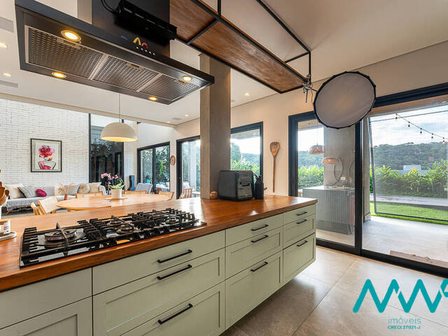 #3177 - Casa em condomínio para Venda em Santana de Parnaíba - SP