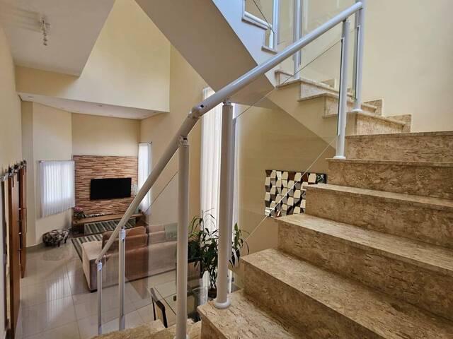 #3313 - Casa em condomínio para Venda em Santana de Parnaíba - SP