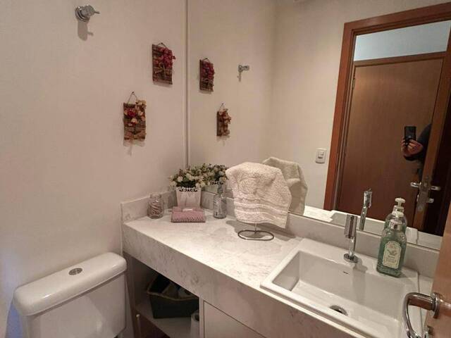 Apartamento para Venda em Santana de Parnaíba - 4