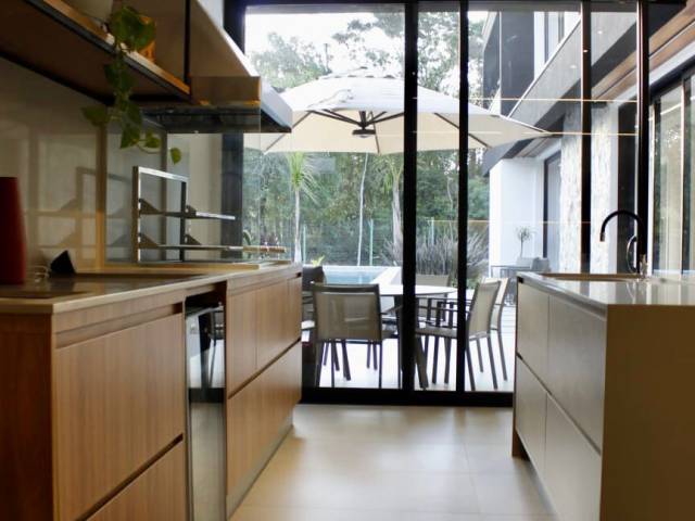 #3512 - Casa em condomínio para Venda em Santana de Parnaíba - SP - 2