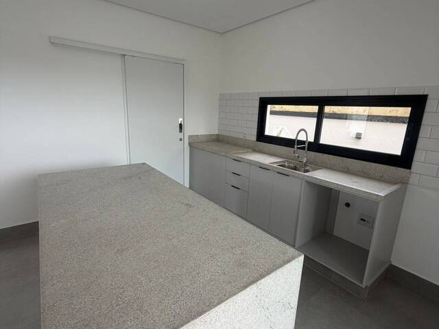 #3546 - Casa em condomínio para Venda em Santana de Parnaíba - SP - 2