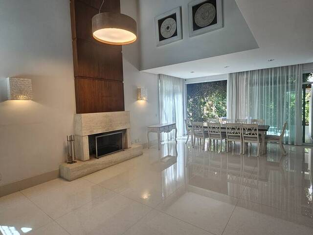 #3557 - Casa em condomínio para Venda em Santana de Parnaíba - SP - 2