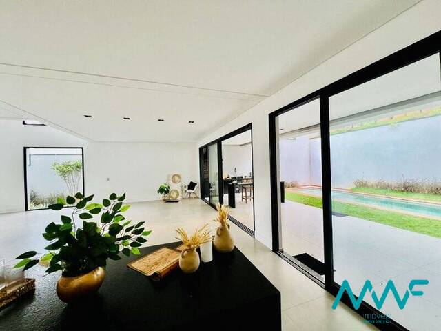 Casa para Venda em Santana de Parnaíba - 4