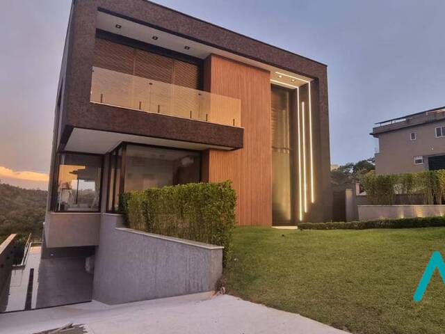 #3570 - Casa em condomínio para Venda em Santana de Parnaíba - SP - 1