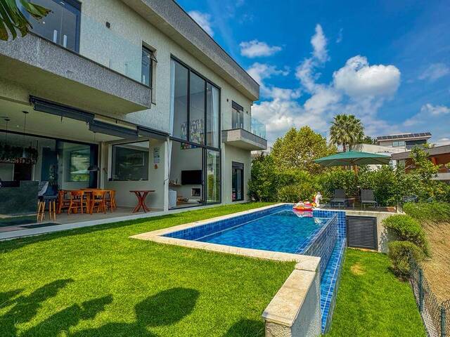 #3581 - Casa em condomínio para Venda em Santana de Parnaíba - SP - 2