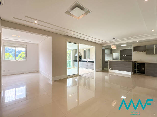 Apartamento para Venda em Santana de Parnaíba - 5