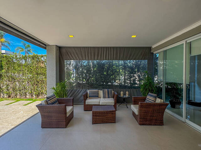 Casa para Venda em Santana de Parnaíba - 5