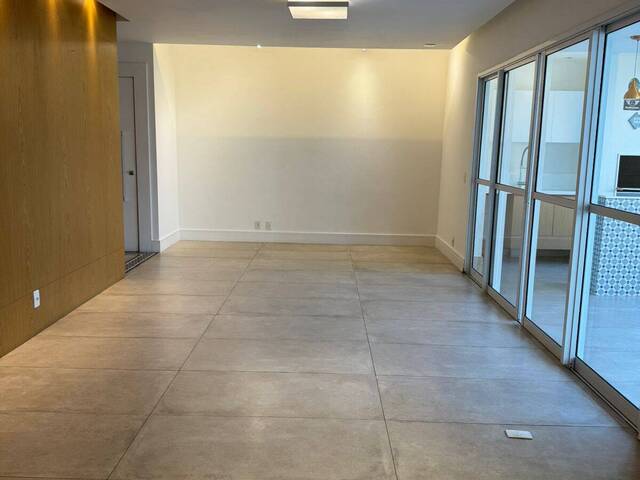 Apartamento para Venda em Santana de Parnaíba - 5
