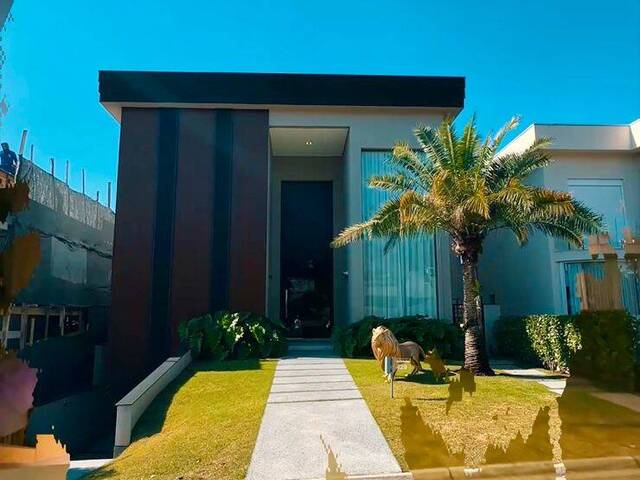 Casa para Venda em Santana de Parnaíba - 5