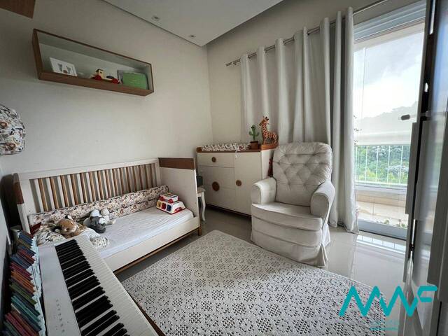 Apartamento para Venda em Santana de Parnaíba - 4