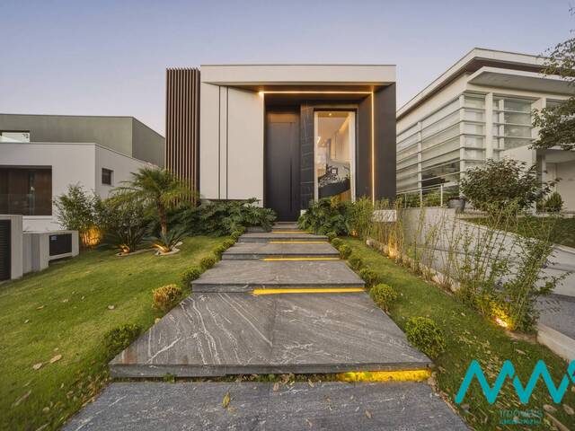 #3739 - Casa em condomínio para Venda em Santana de Parnaíba - SP - 1