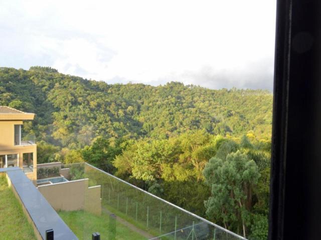 #1881 - Casa em condomínio para Venda em Santana de Parnaíba - SP