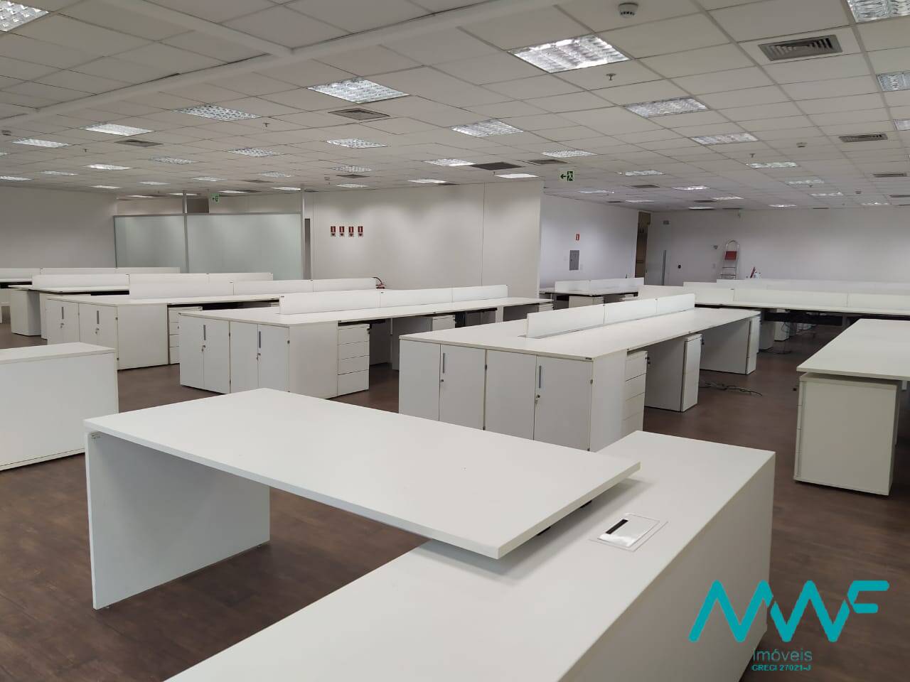 Sala-Conjunto, 1312 m² - Foto 1