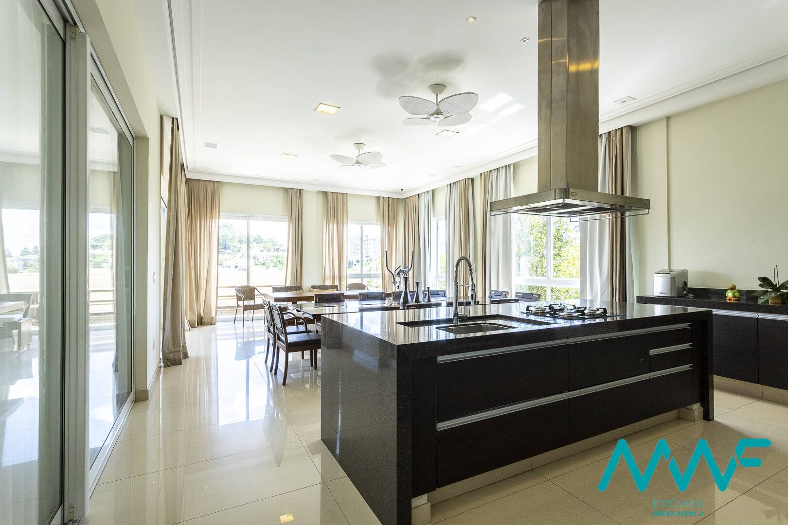 Casa à venda com 5 quartos, 1587m² - Foto 42