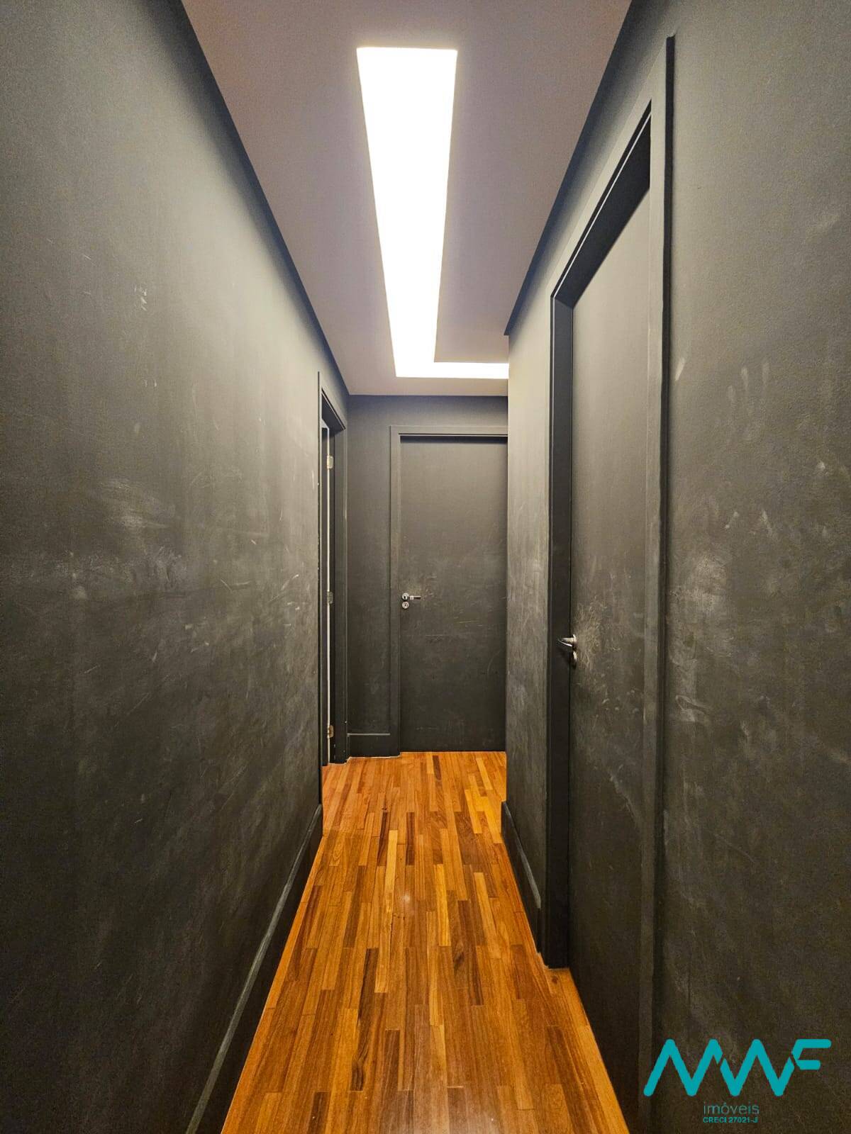Apartamento à venda com 3 quartos, 107m² - Foto 11
