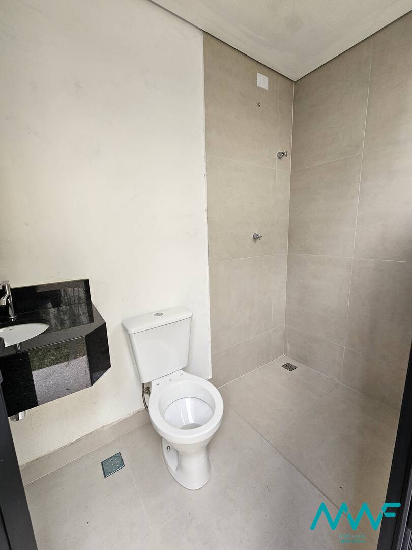 Casa de Condomínio à venda com 4 quartos, 385m² - Foto 8