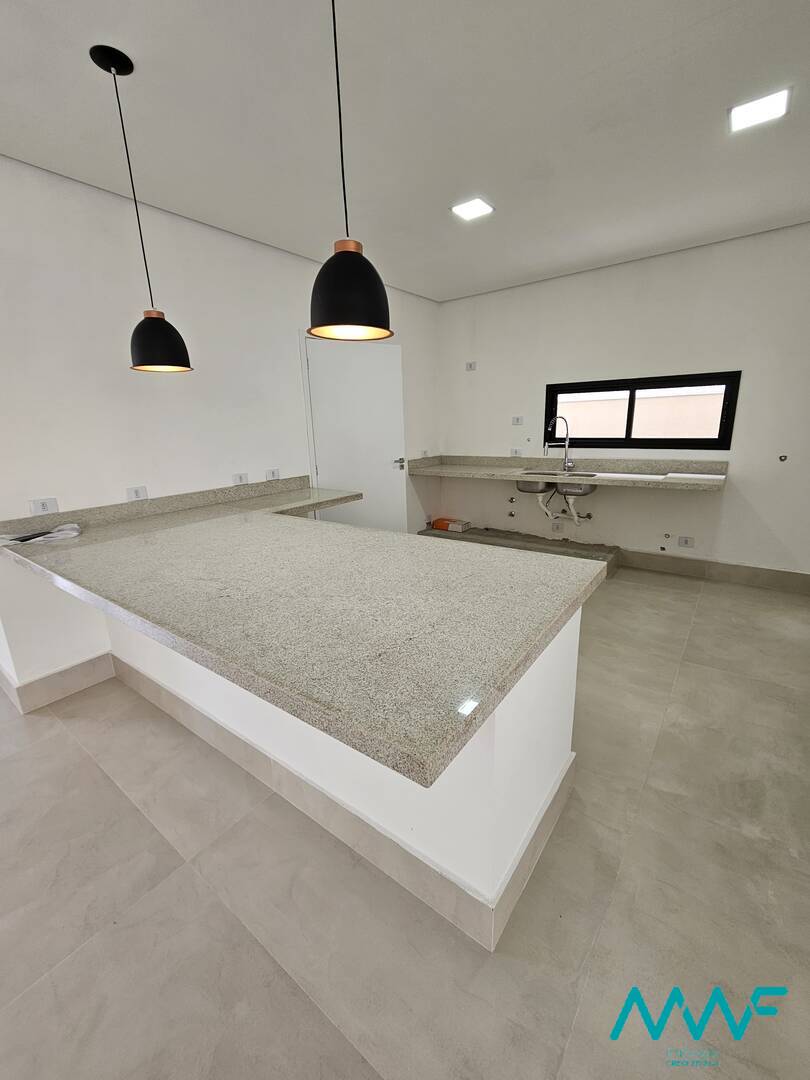 Casa de Condomínio à venda com 4 quartos, 385m² - Foto 12