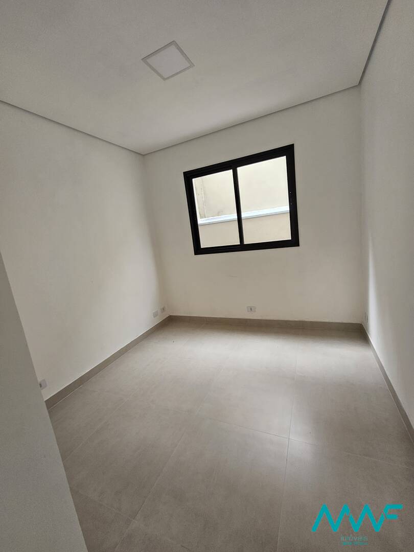 Casa de Condomínio à venda com 4 quartos, 385m² - Foto 16