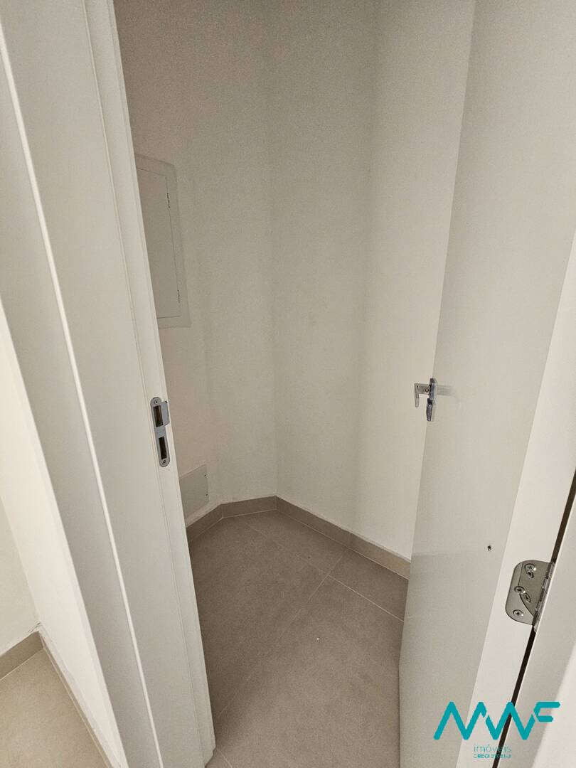 Casa de Condomínio à venda com 4 quartos, 385m² - Foto 19