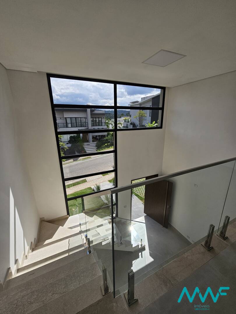 Casa de Condomínio à venda com 4 quartos, 385m² - Foto 21