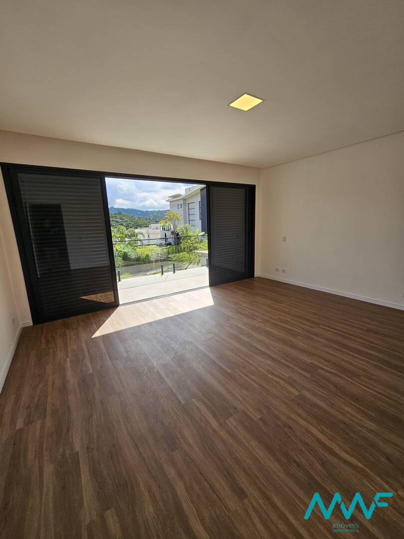 Casa de Condomínio à venda com 4 quartos, 385m² - Foto 22