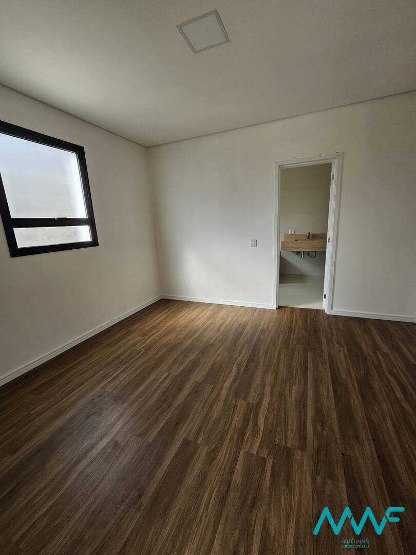 Casa de Condomínio à venda com 4 quartos, 385m² - Foto 24
