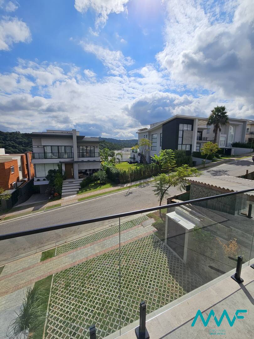 Casa de Condomínio à venda com 4 quartos, 385m² - Foto 35