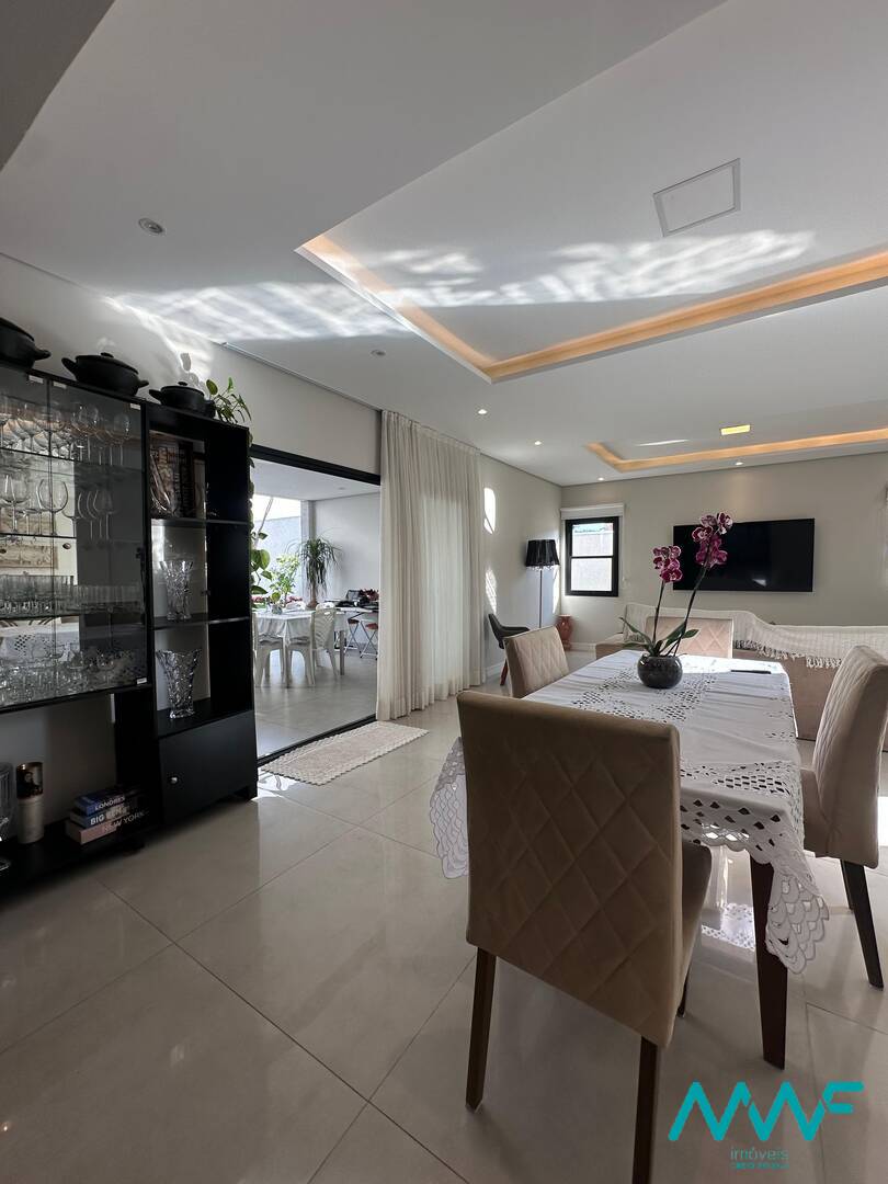 Casa de Condomínio à venda com 3 quartos, 312m² - Foto 15