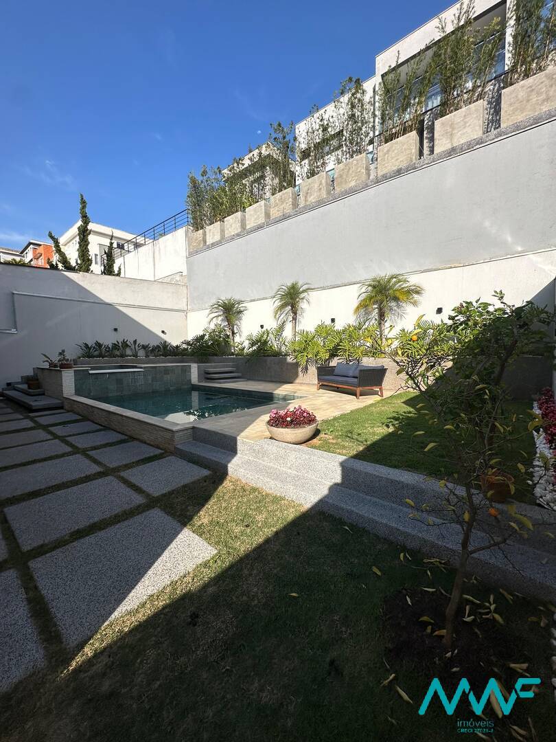Casa de Condomínio à venda com 3 quartos, 312m² - Foto 2