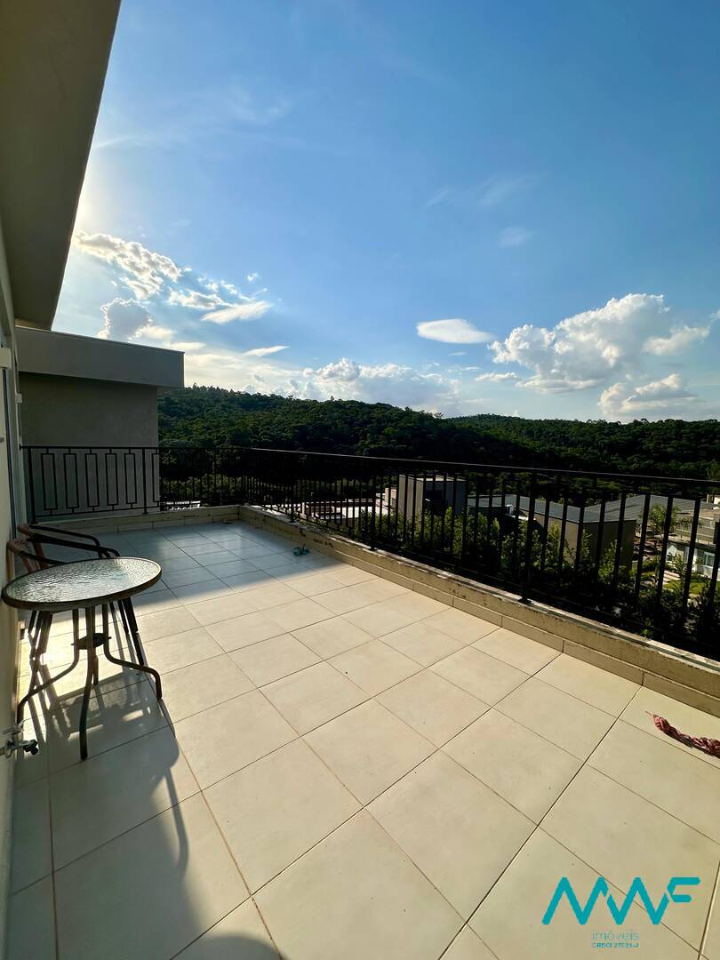 Casa de Condomínio à venda com 4 quartos, 330m² - Foto 4