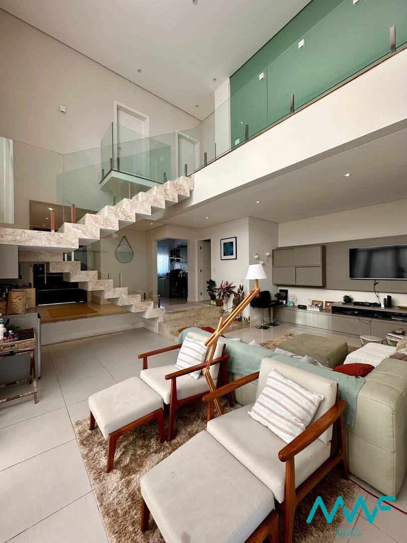 Casa de Condomínio à venda com 4 quartos, 330m² - Foto 5