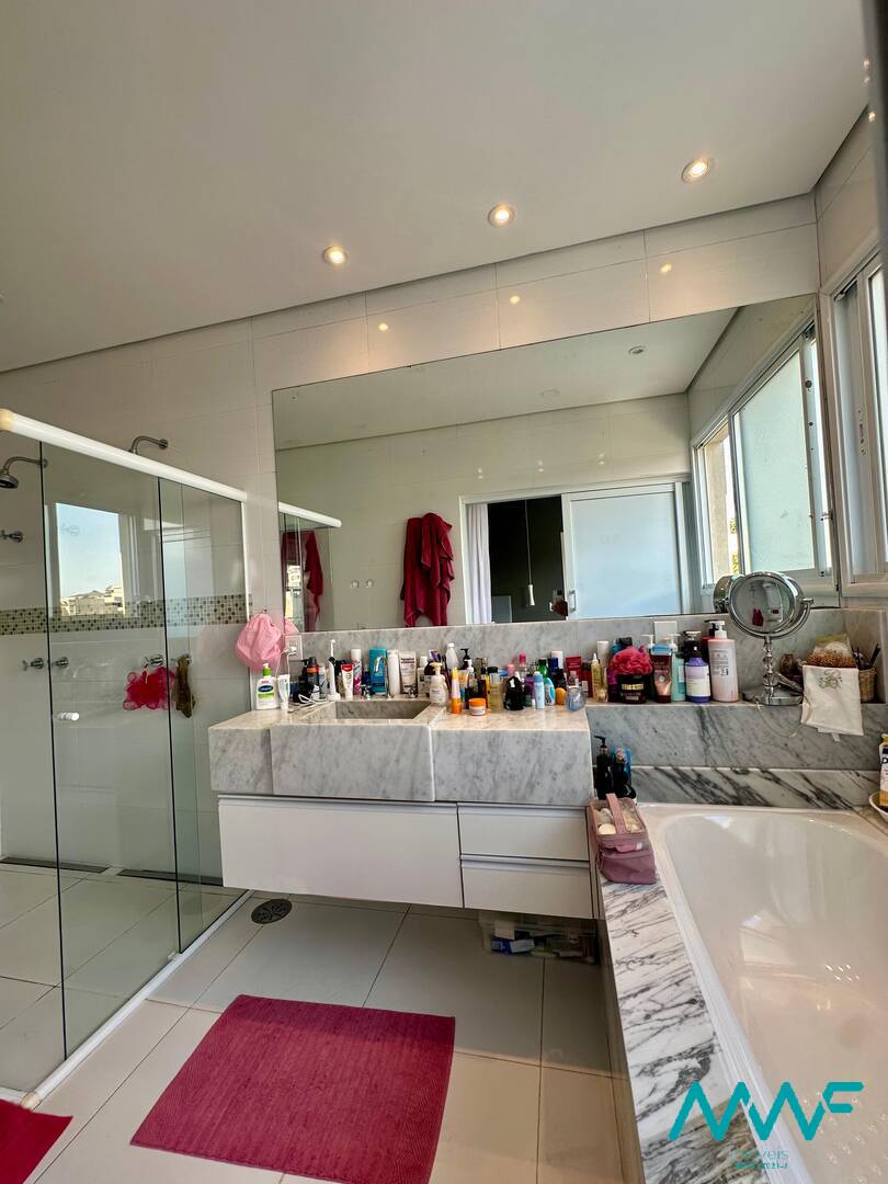 Casa de Condomínio à venda com 4 quartos, 330m² - Foto 13