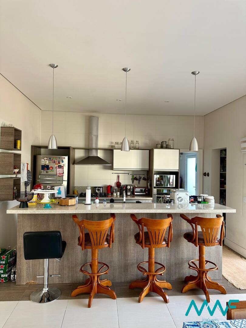 Casa de Condomínio à venda com 4 quartos, 330m² - Foto 16
