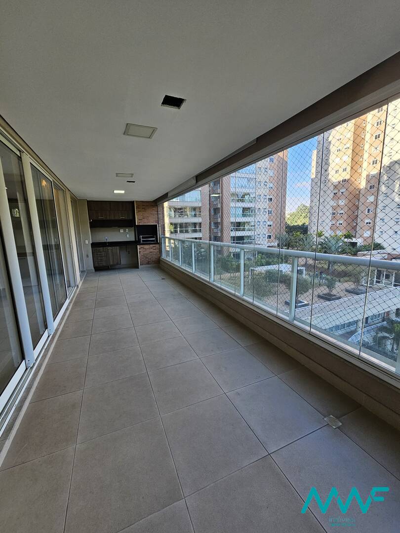 Apartamento, 4 quartos, 224 m² - Foto 1