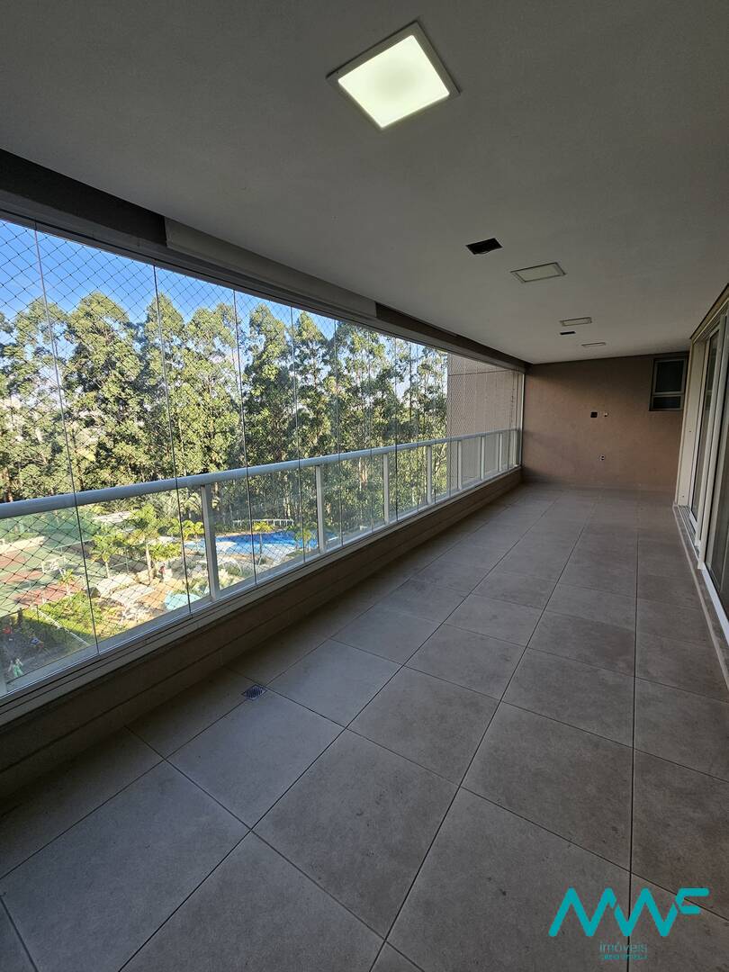 Apartamento, 4 quartos, 224 m² - Foto 2