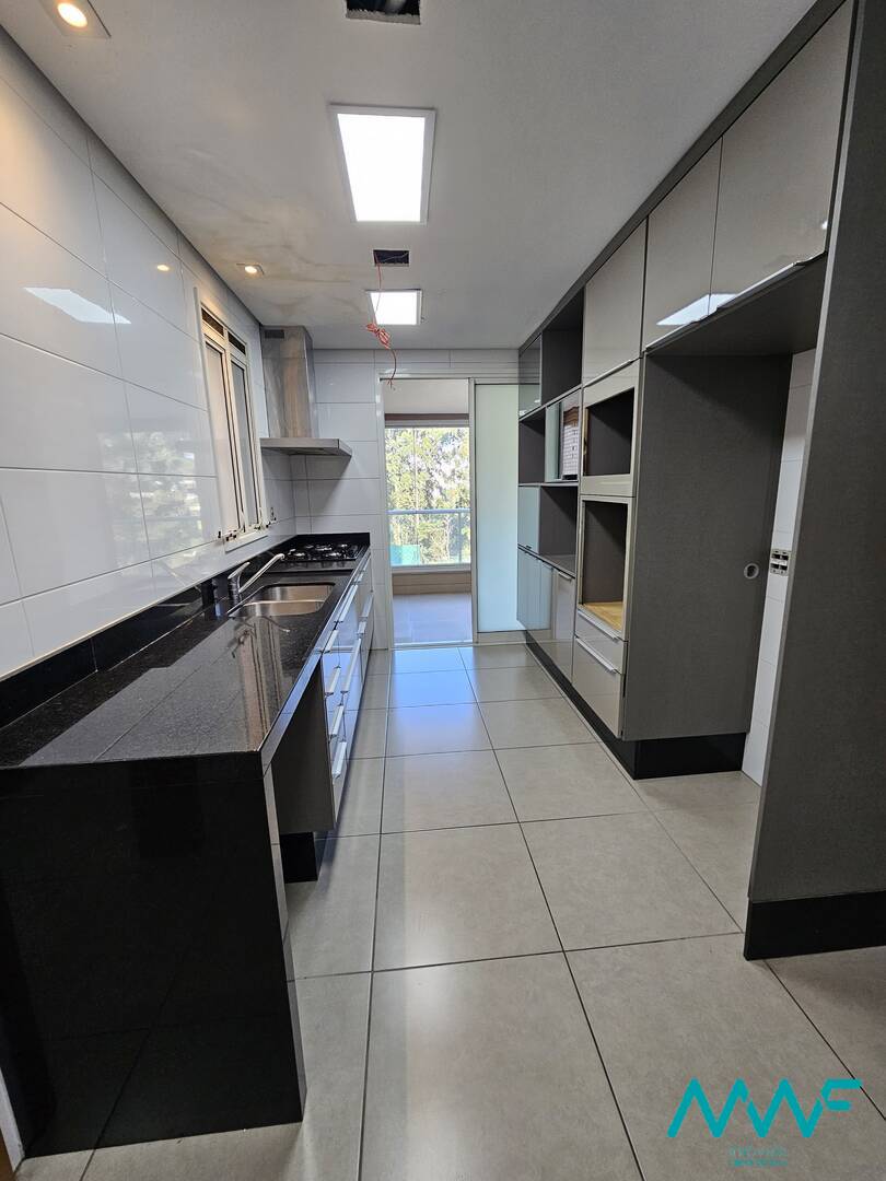 Apartamento, 4 quartos, 224 m² - Foto 4