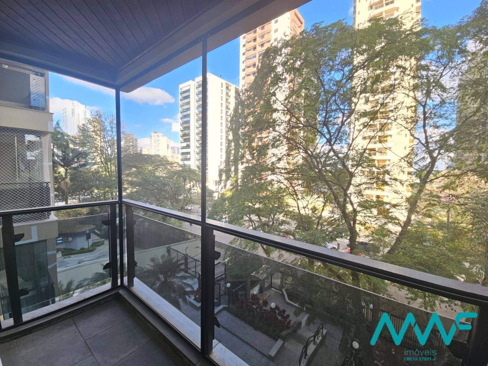 Apartamento, 3 quartos, 167 m² - Foto 2