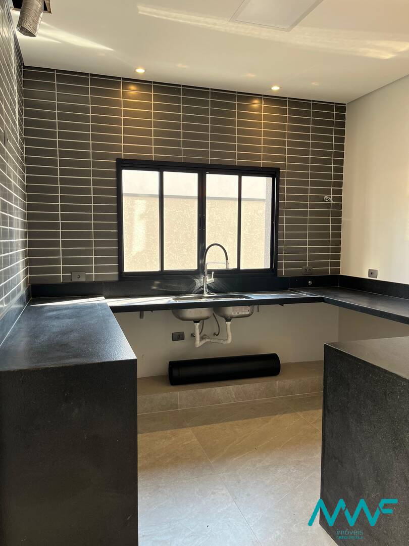 Casa à venda com 3 quartos, 135m² - Foto 10