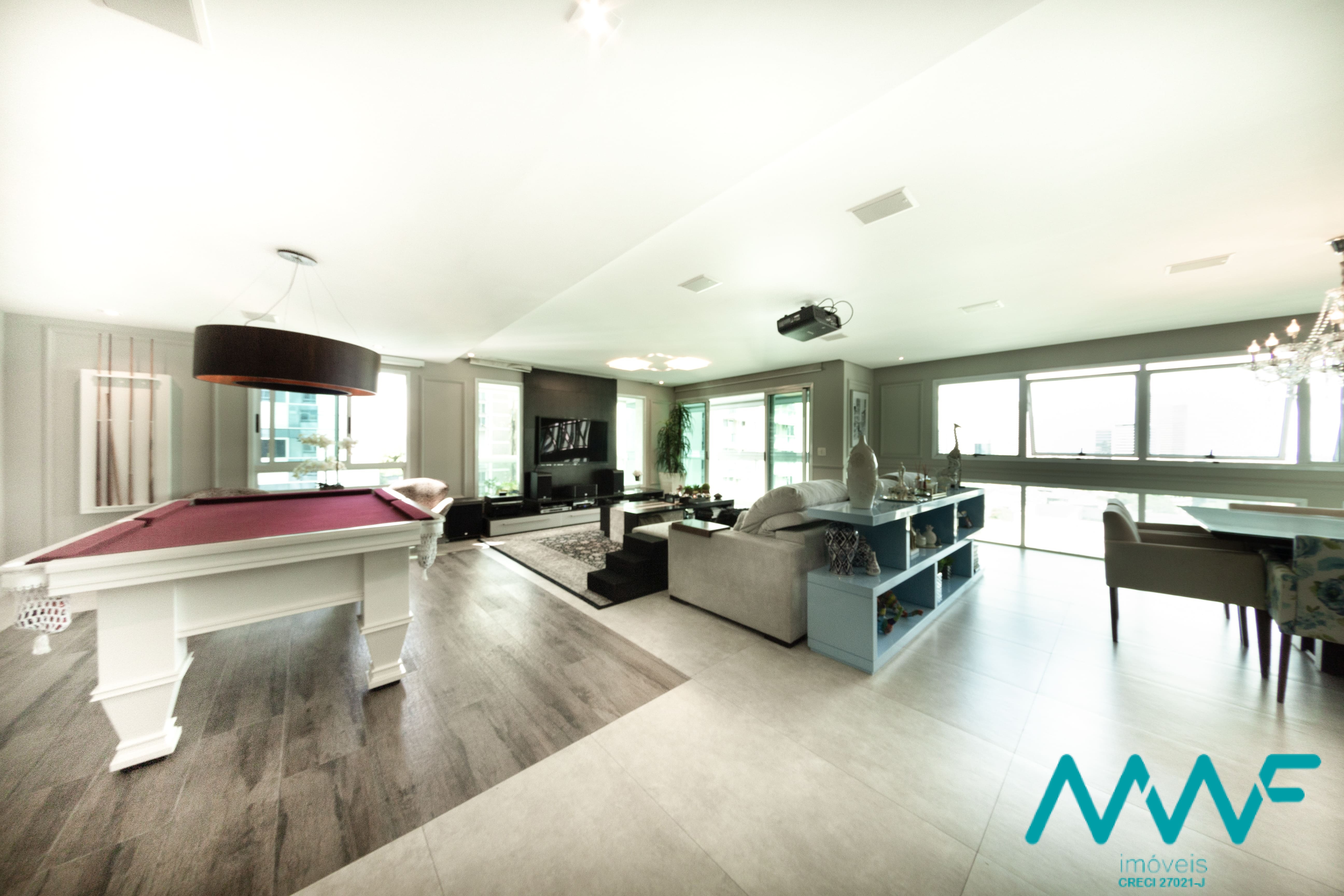 Apartamento, 3 quartos, 253 m² - Foto 1