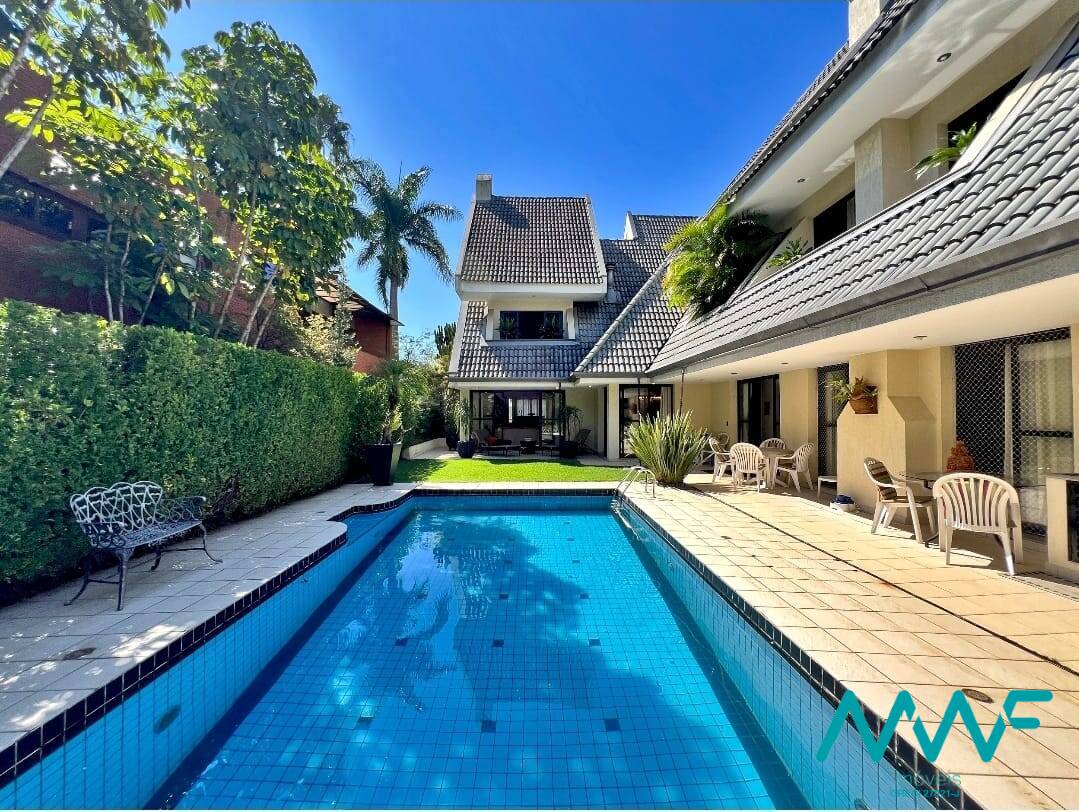 Casa de Condomínio à venda com 4 quartos, 428m² - Foto 2